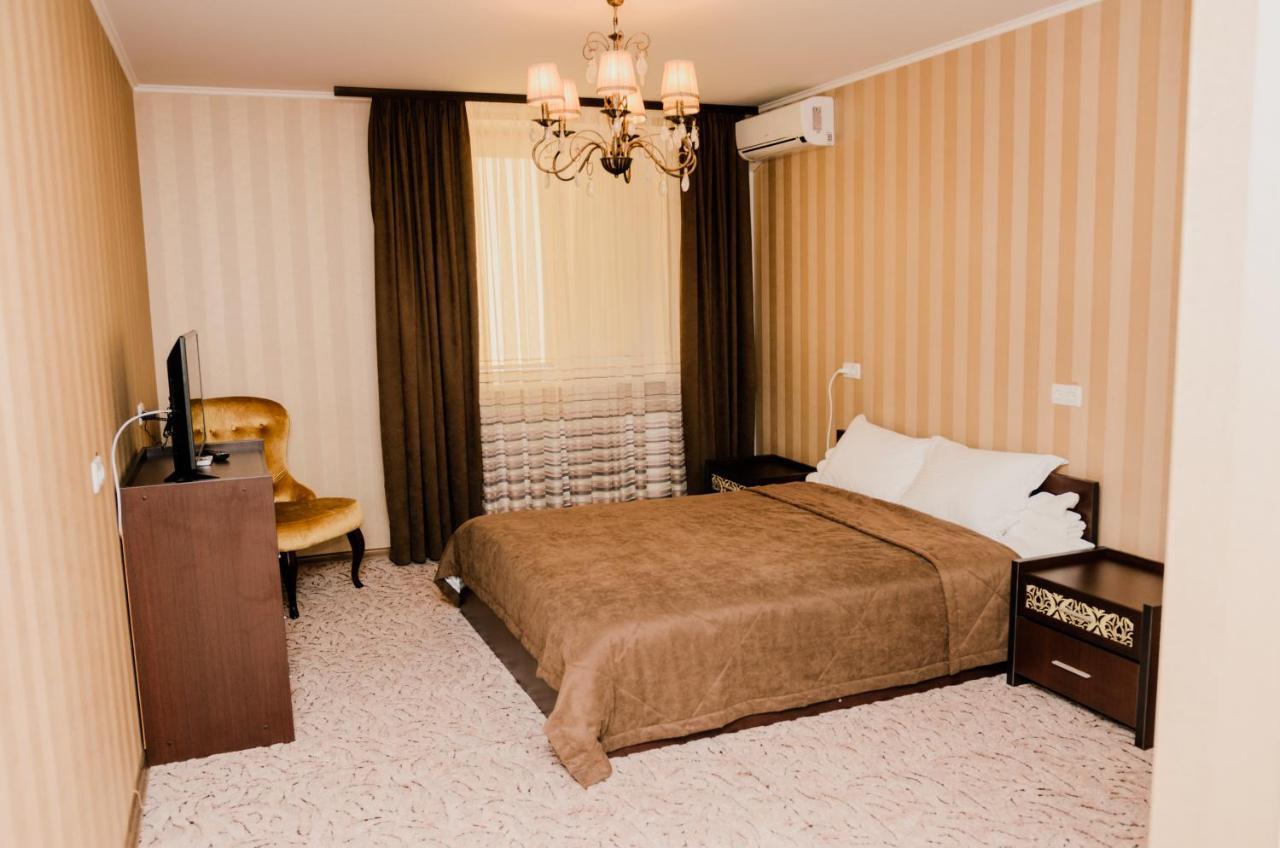 Port Royal Otel Tulchyn Dış mekan fotoğraf