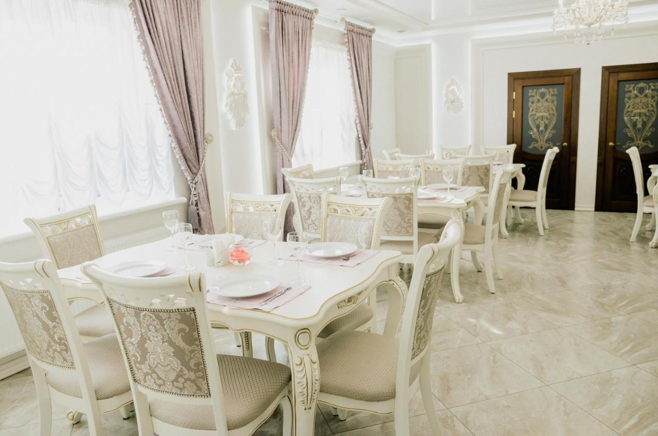 Port Royal Otel Tulchyn Dış mekan fotoğraf