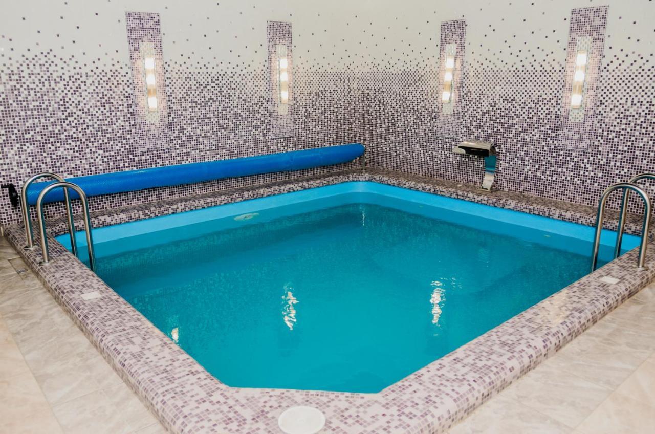 Port Royal Otel Tulchyn Dış mekan fotoğraf